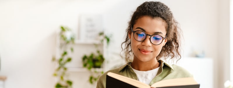 glasses girl reading